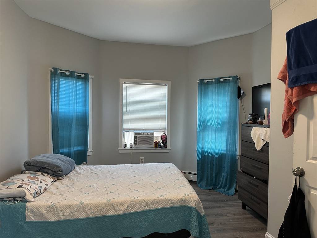 Chelsea, MA 02150,73A Marlborough Street #3