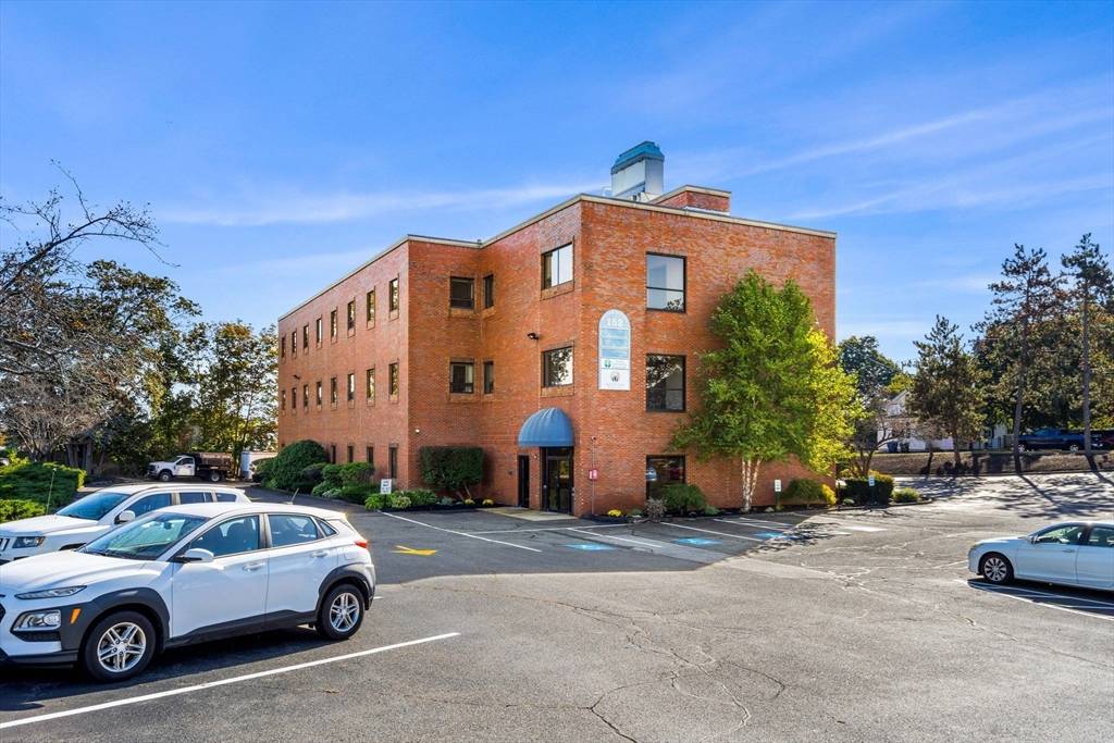 Danvers, MA 01923,152 Sylvan St