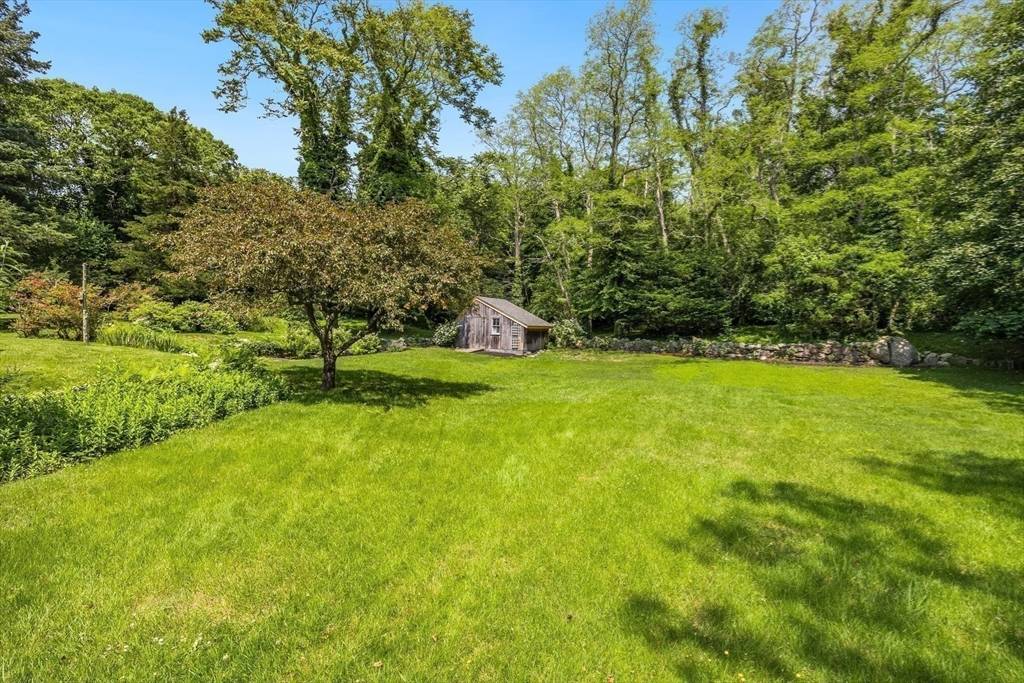 275 W Falmouth Hwy Falmouth, MA 02540
