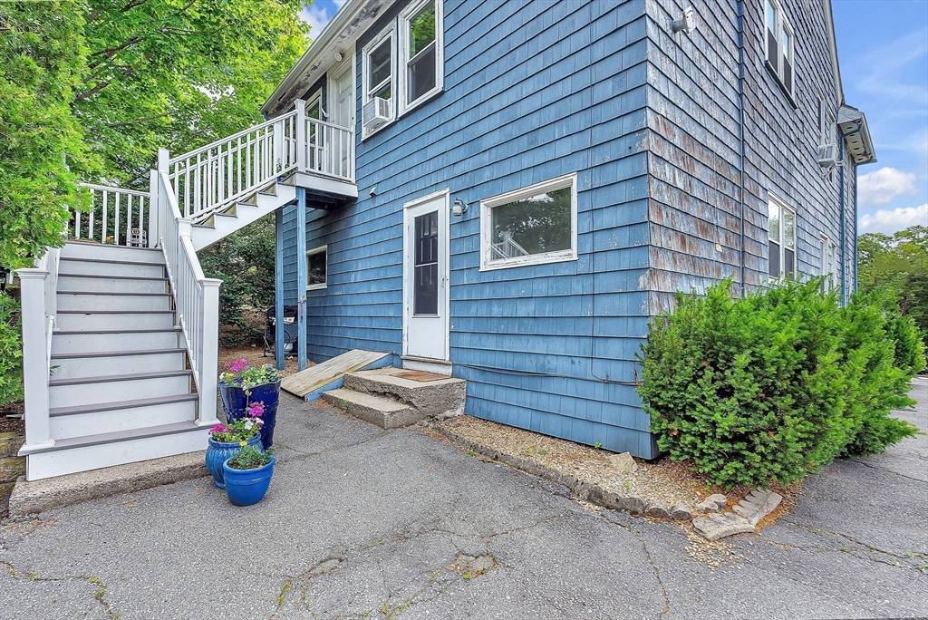 Needham, MA 02492,137 Central Avenue #1