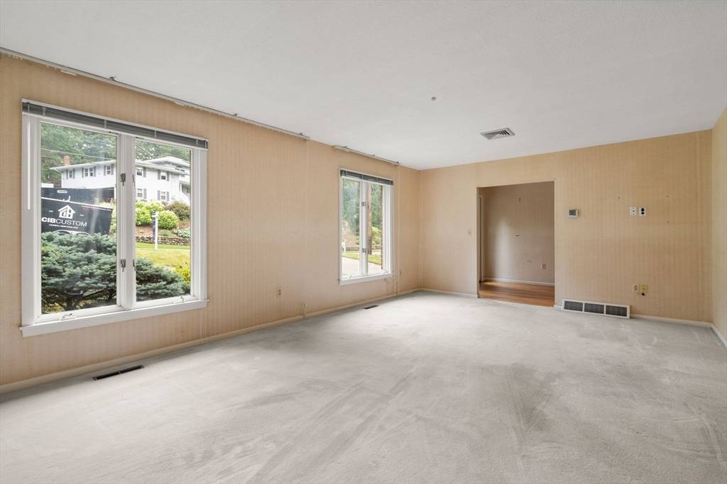 3 Socrates Way Winchester, MA 01890