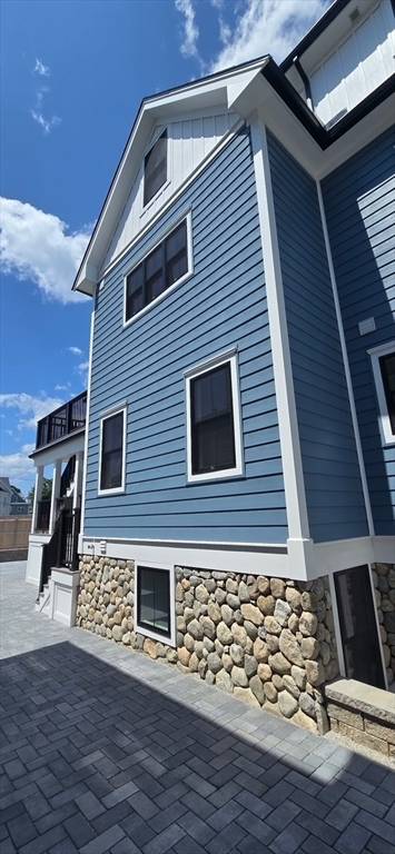 Somerville, MA 02145,11 Macarthur Street #B