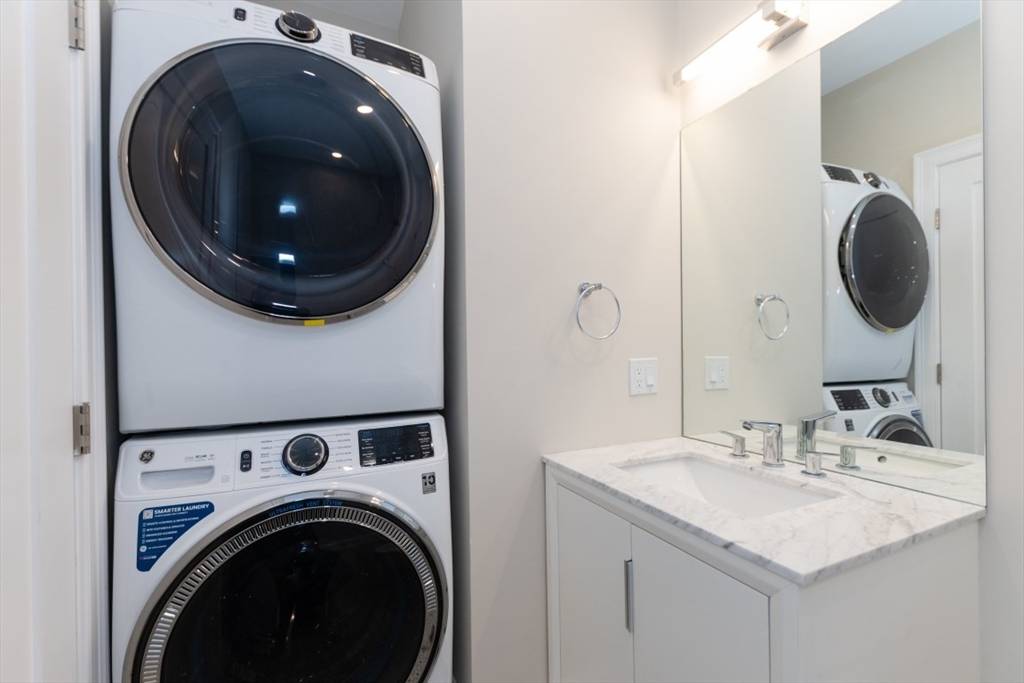 103-105 Neponset Ave Boston, MA 02131