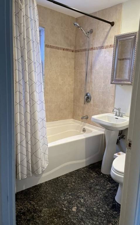 Medford, MA 02155,184 Grant Ave #2