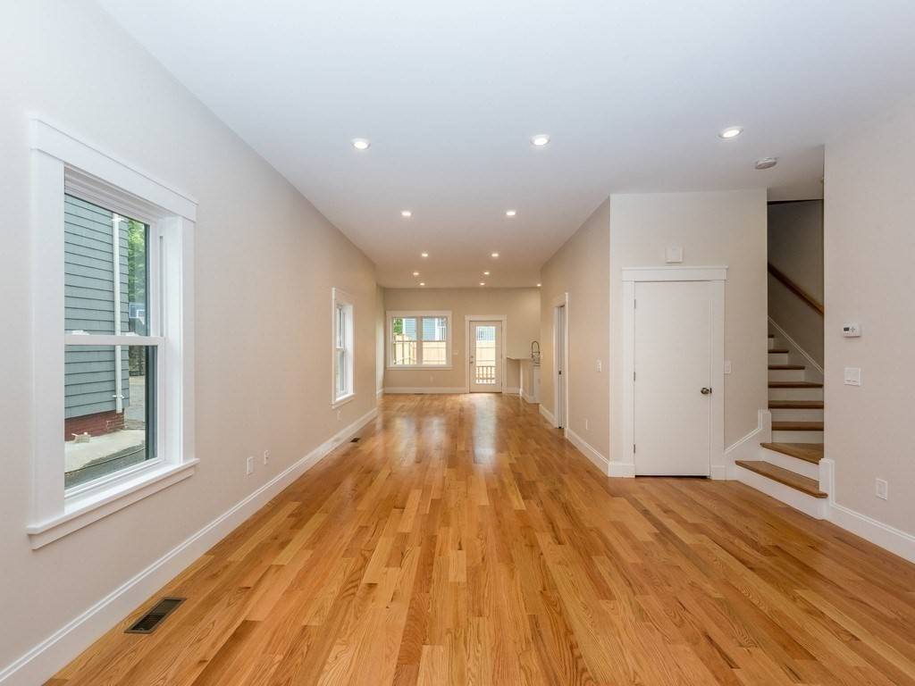 Somerville, MA 02144,47 Wallace St #1
