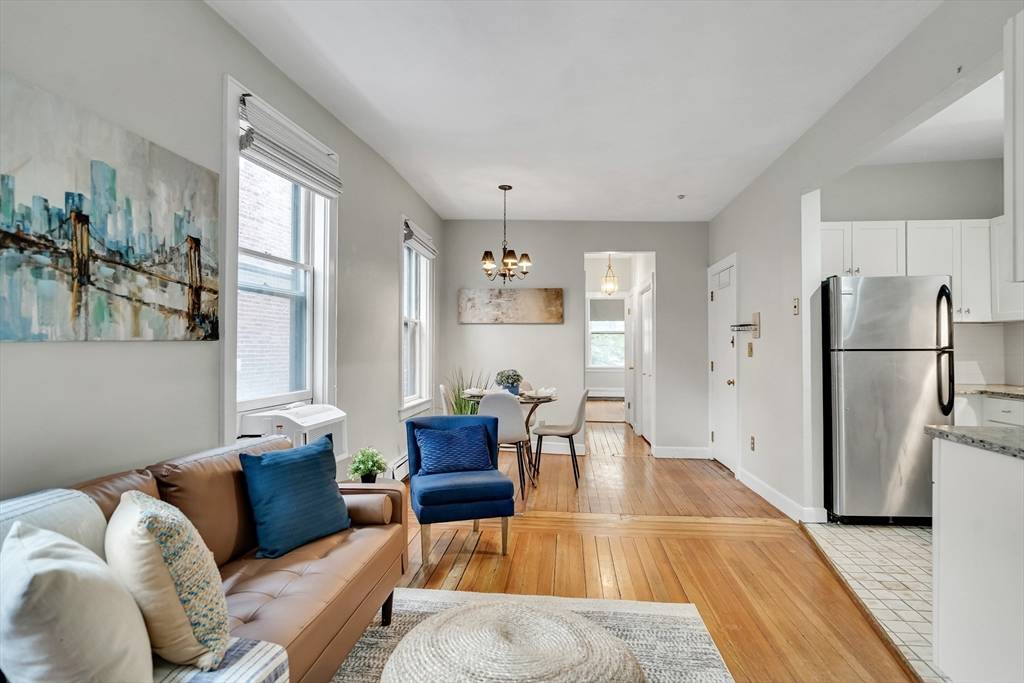 Boston, MA 02114,79 Revere St #4