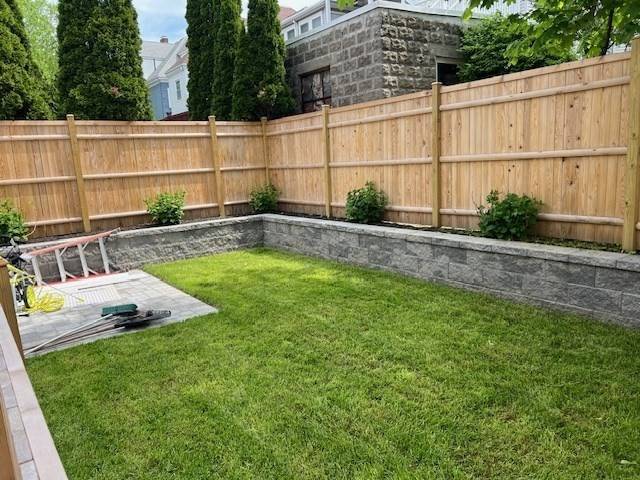 Brookline, MA 02446,77 Thorndike Street #1