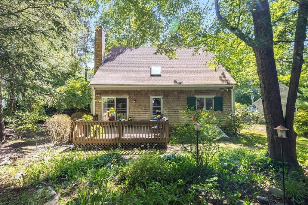 Barnstable, MA 02648,1441 Old Post Road