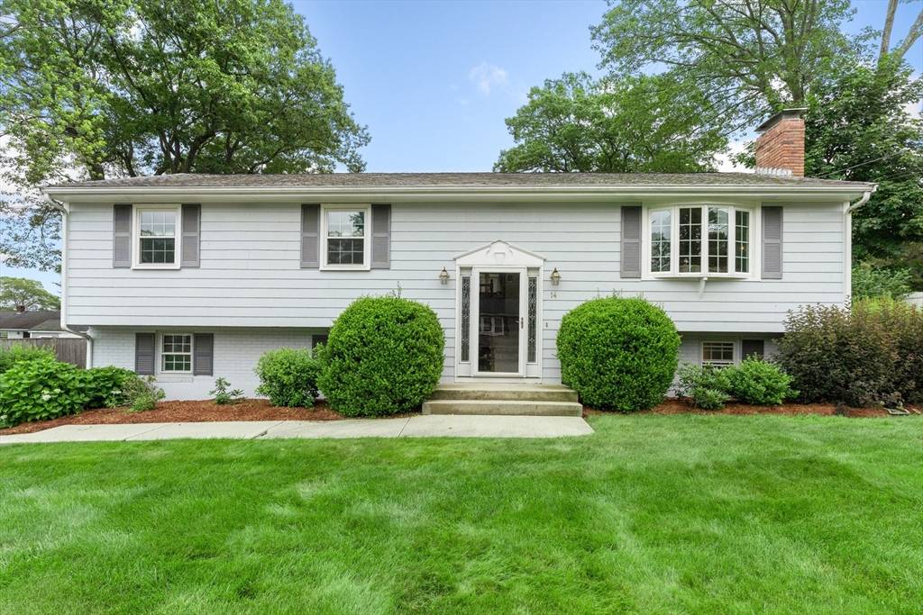 Milford, MA 01757,14 Sunnyside Lane