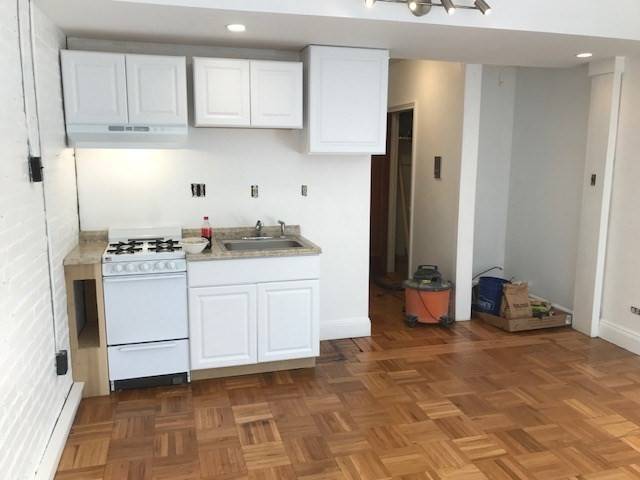 Boston, MA 02116,56 Commonwealth Ave #63