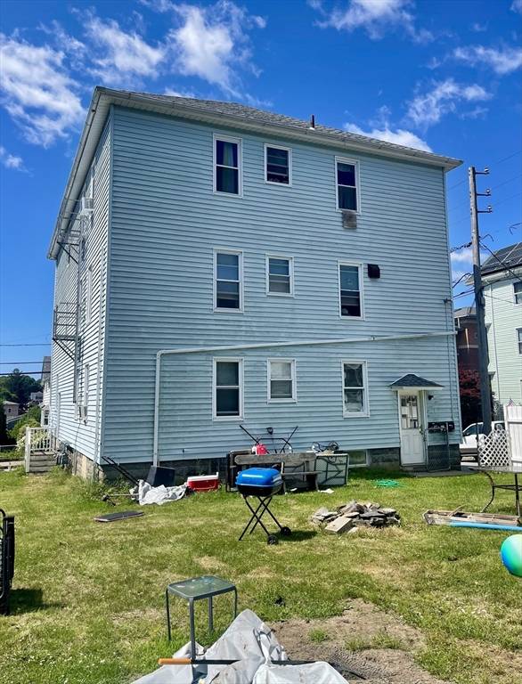 Fall River, MA 02721,466-470 Cambridge St