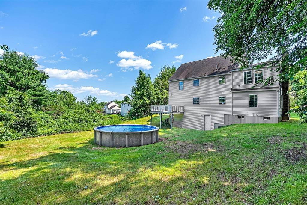 Leominster, MA 01453,69 Biscuit Hill Dr