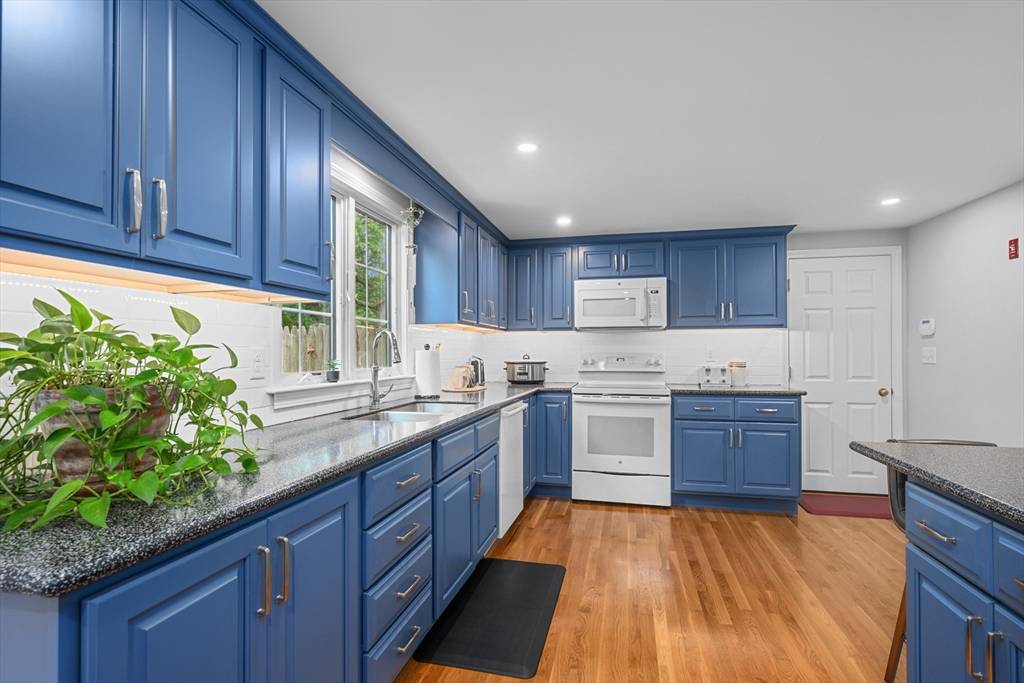 12 Copley Pl Yarmouth, MA 02664
