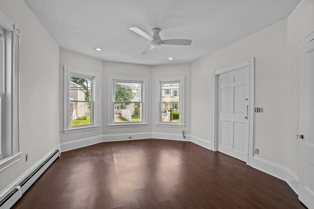 Mansfield, MA 02048,32 Cottage St