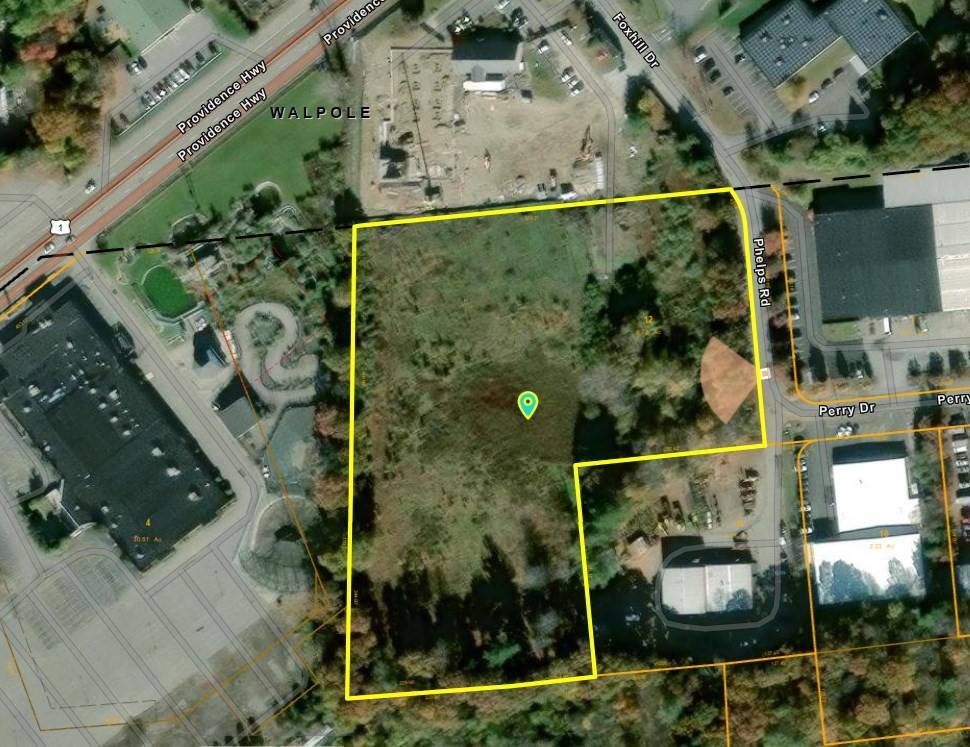 Foxboro, MA 02035,8 Phelps Dr