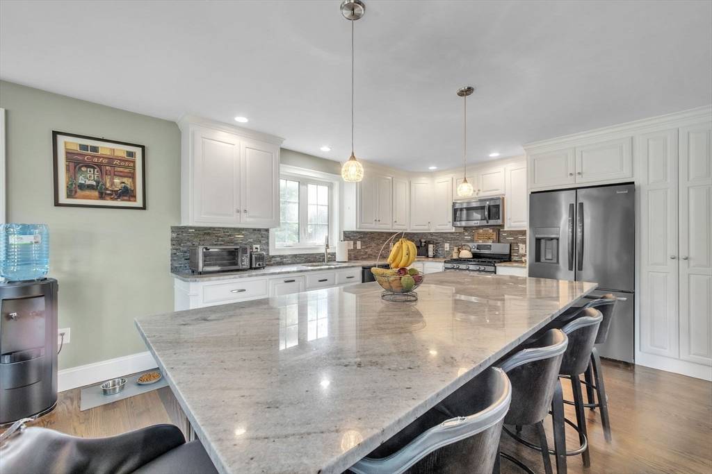 Tewksbury, MA 01876,19 Crystal Circle