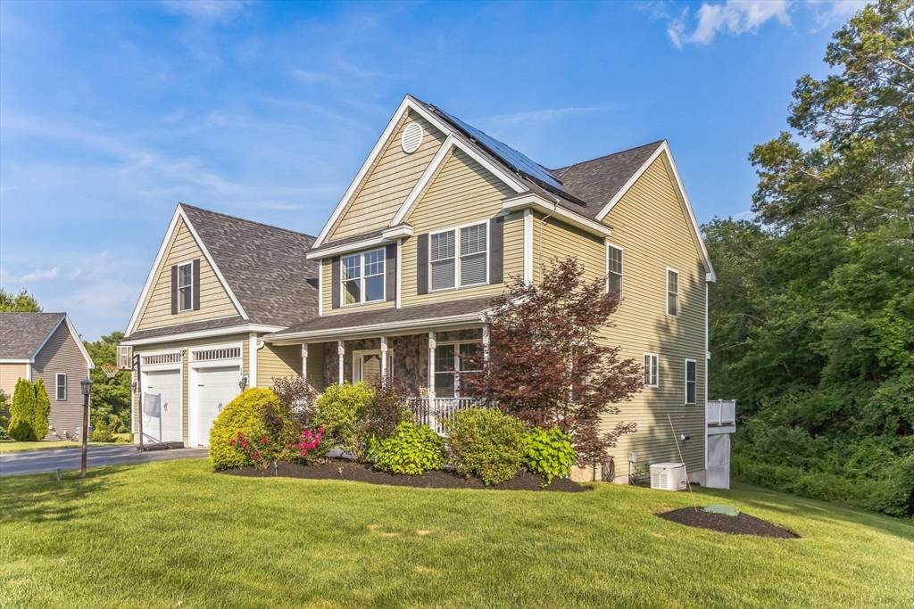 Tewksbury, MA 01876,19 Crystal Circle