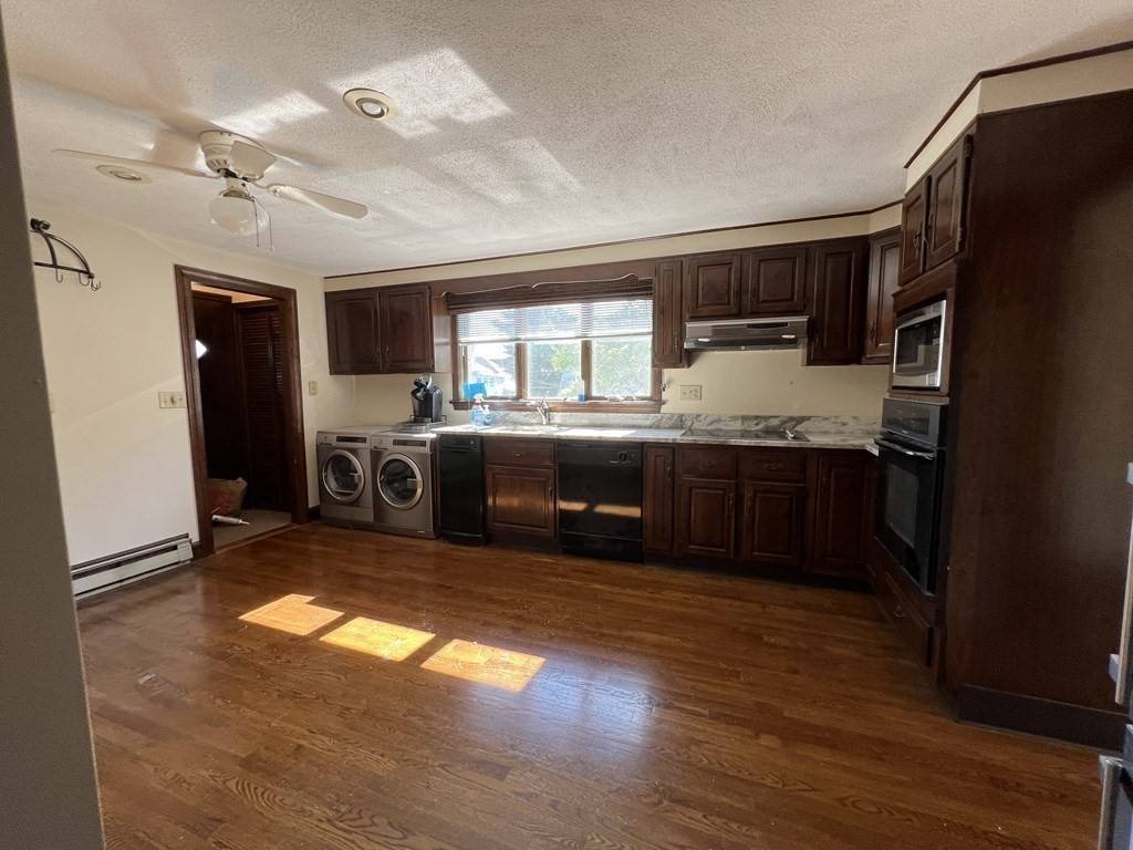 Medford, MA 02155,28 Wellesley St #28