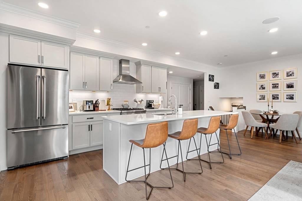 Boston, MA 02122,136-138 Neponset Ave #1