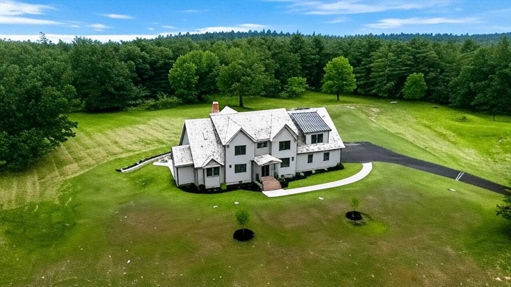 Holliston, MA 01746,14 Fiske Pond Drive