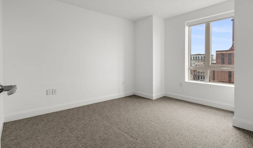 Boston, MA 02111,99 Kneeland St #1015