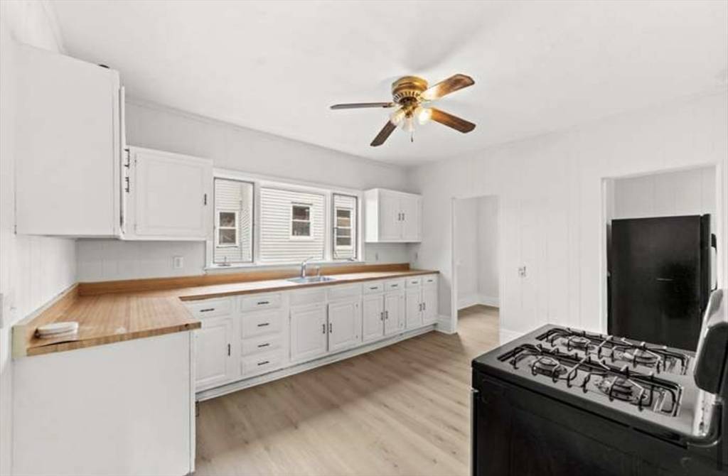 Somerville, MA 02145,154 Glen St #3