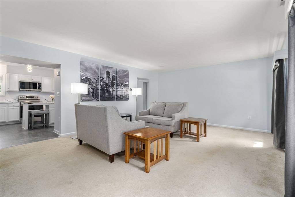Granby, MA 01033,70 Granby Heights #70