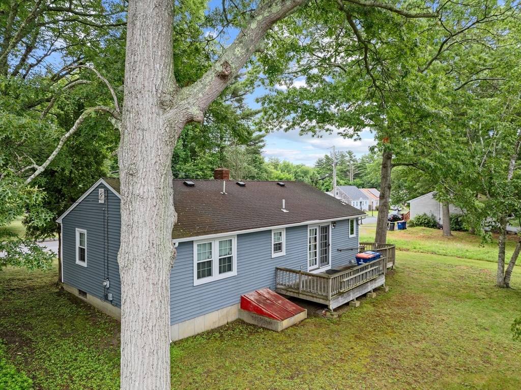 New Bedford, MA 02745,946 Thorndike St