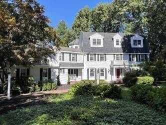 Andover, MA 01810,38 Lincoln Circle East