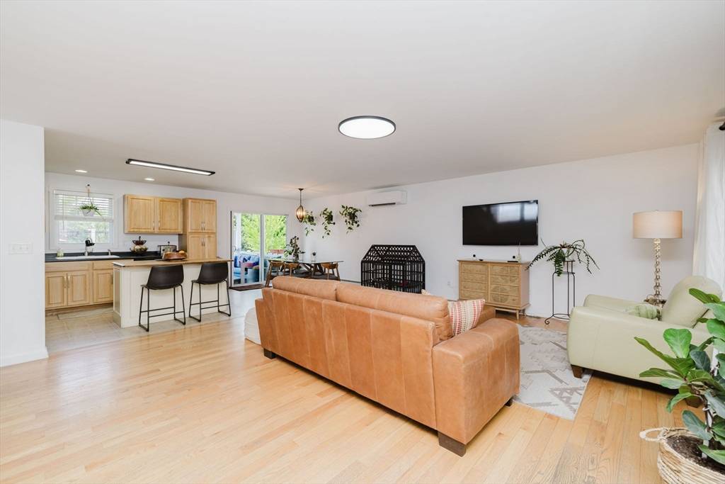 Fall River, MA 02724,85 Evelyns Way