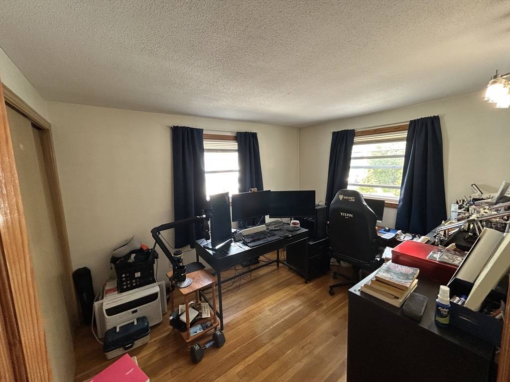Boston, MA 02132,777 Lagrange St #4