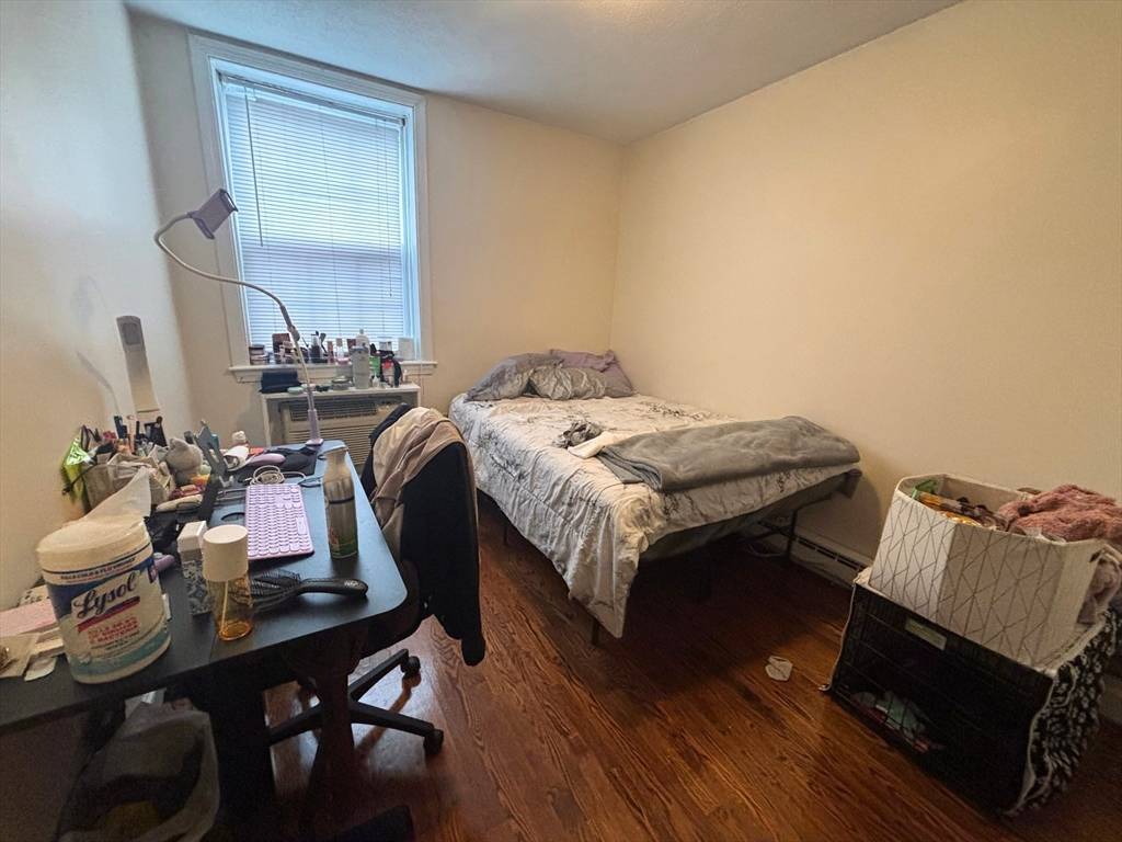 Boston, MA 02111,96 Tyler Street #4C