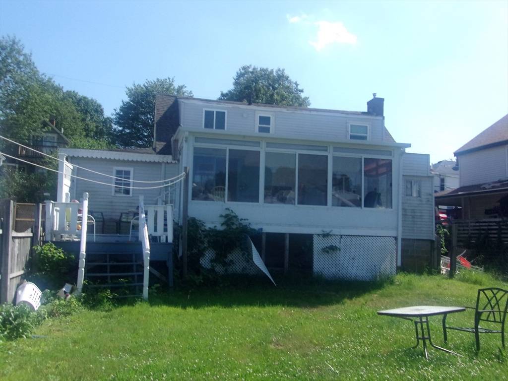 Hull, MA 02045,127 Hampton Cir