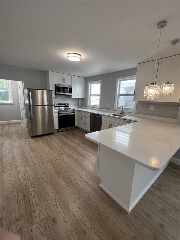 Revere, MA 02151,1611 N Shore Rd #2