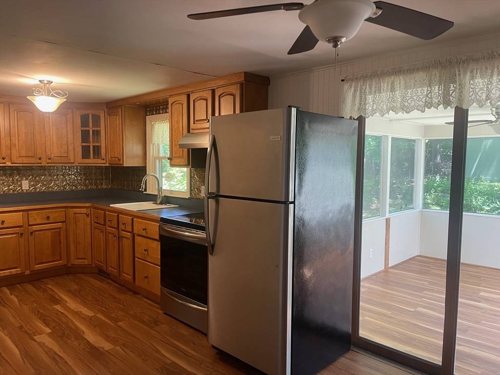 Gardner, MA 01440,20 Becky Ave
