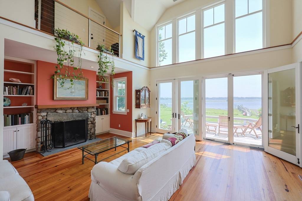 1794 Drift #E Westport, MA 02790