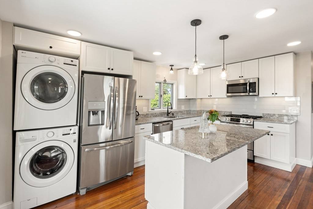 Boston, MA 02128,159 Cowper St #3