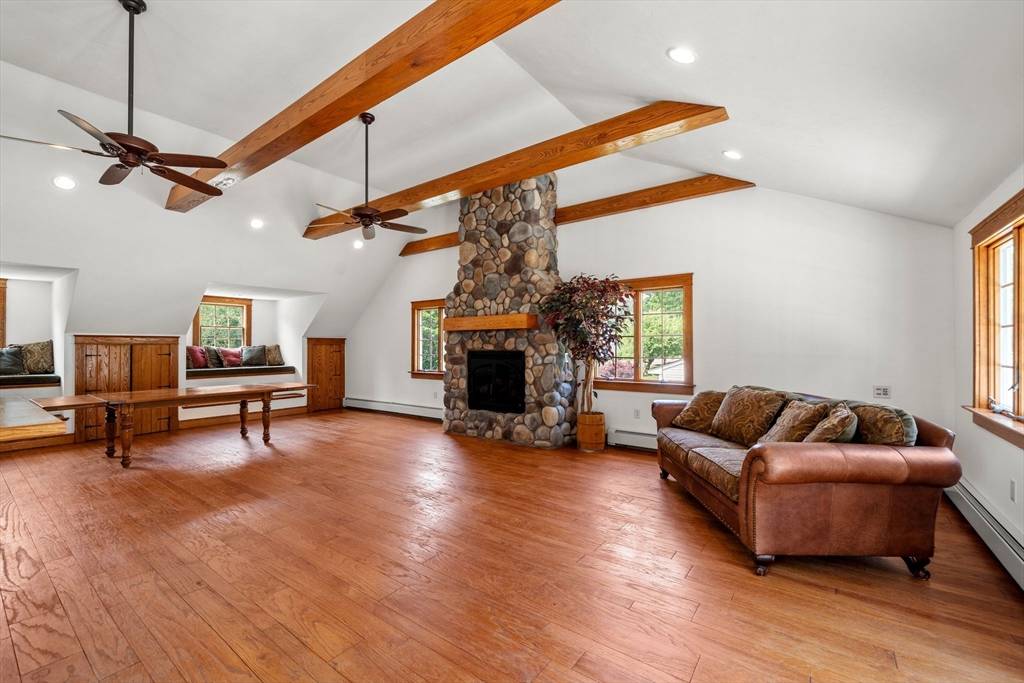 Taunton, MA 02780,588 Dighton Ave