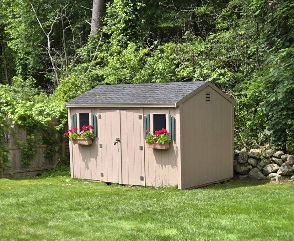 Brockton, MA 02301,55 Vinedale Rd