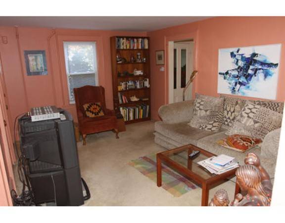 Needham, MA 02492,136 Hillside Ave