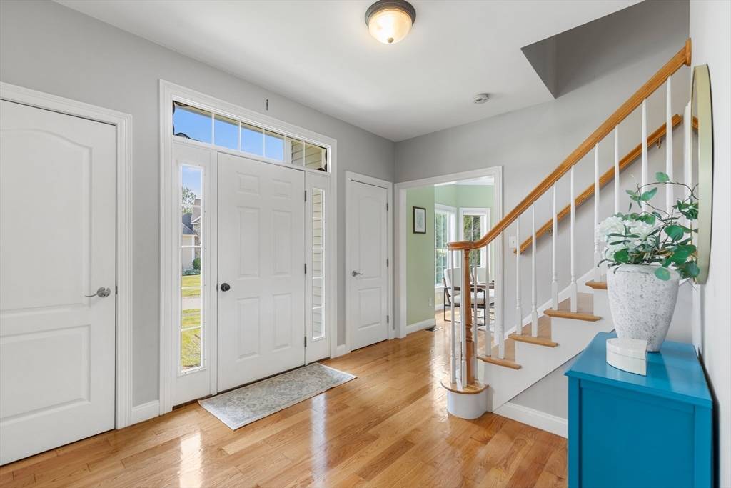 Georgetown, MA 01833,20 Hillside Drive