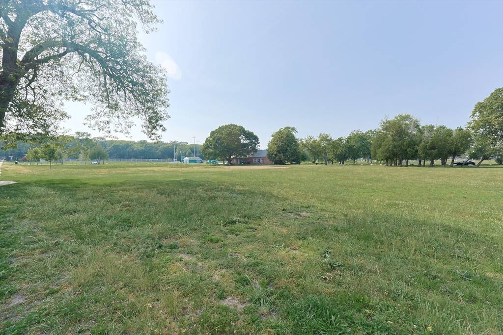 New Bedford, MA 02745,38 Irvington St