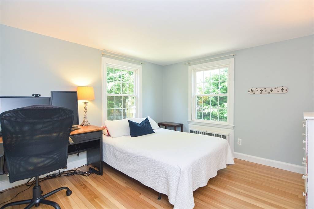 80 Pocahontas St Walpole, MA 02081