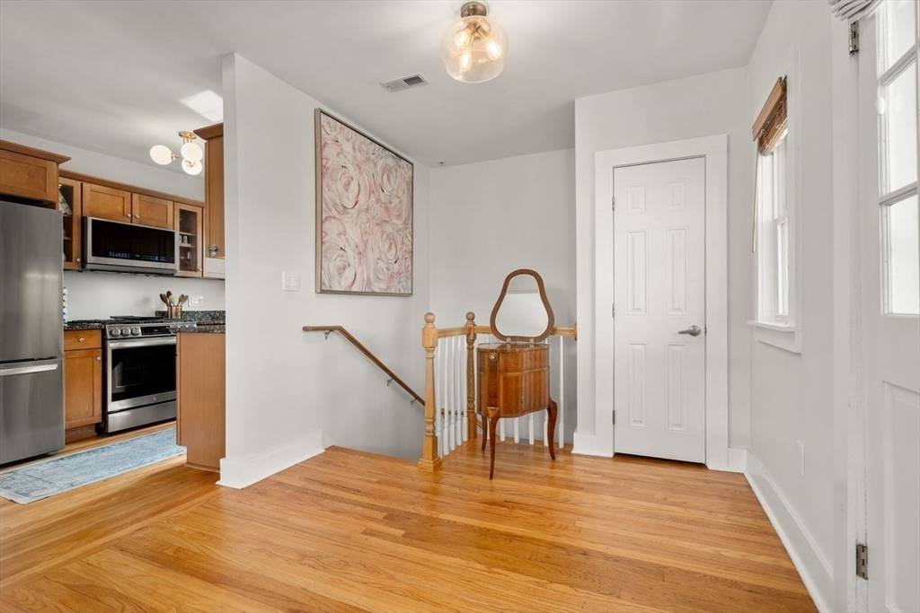 10 Silvey Pl #3 Somerville, MA 02143