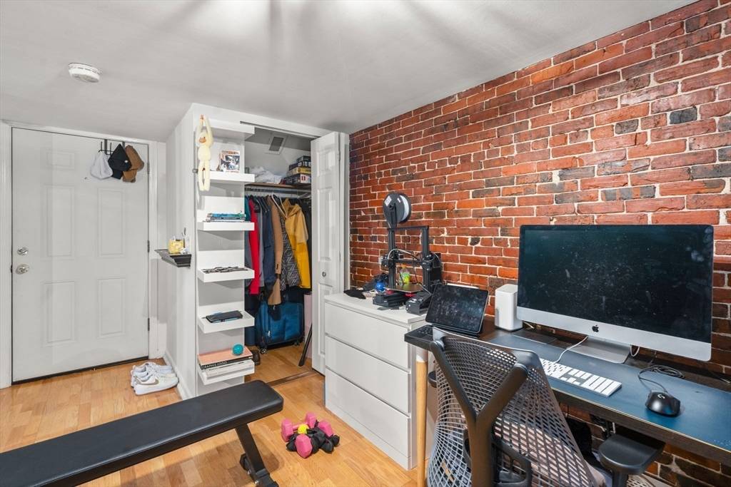 267 Lexington St #1 Boston, MA 02128