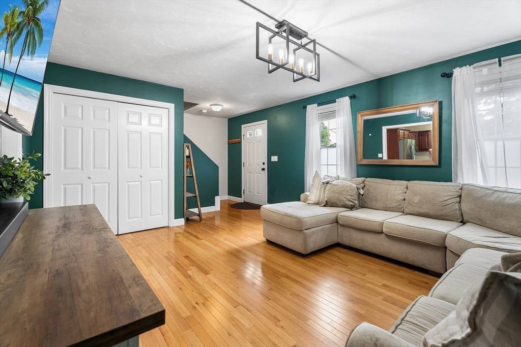 Bridgewater, MA 02324,55 Edge Hill Dr