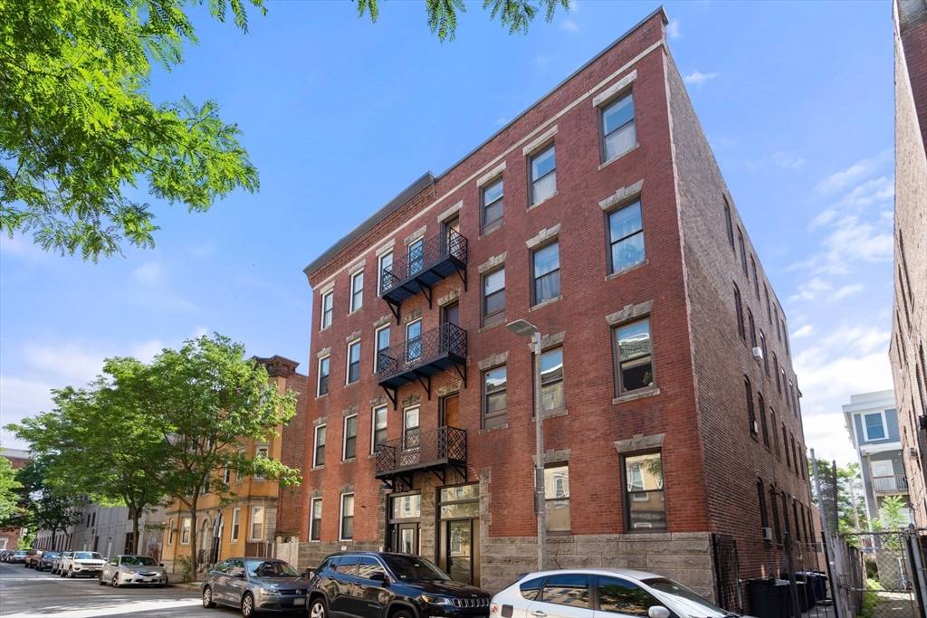 Boston, MA 02128,159 Cottage St. #6