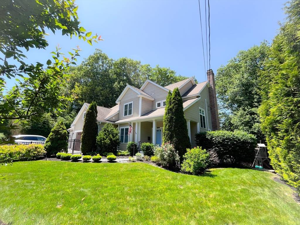Holden, MA 01520,64 Greenwood Parkway