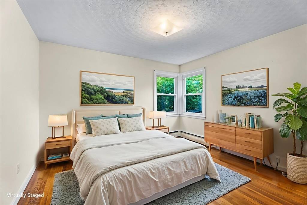 18 Fairview Rd Westborough, MA 01581