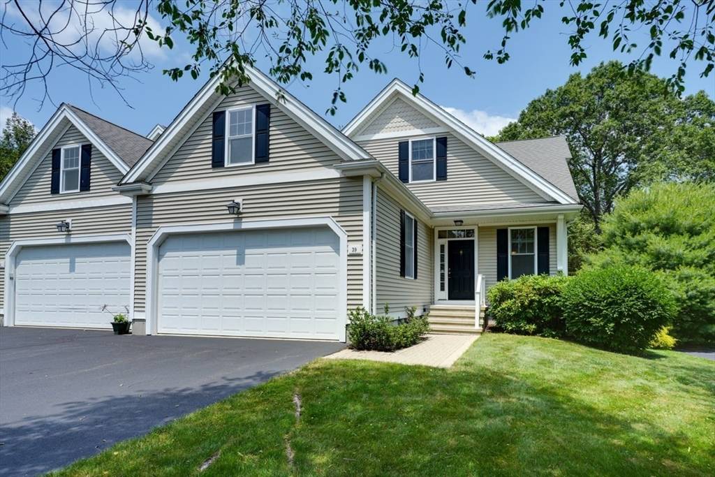 Holliston, MA 01746,39 Balancing Rock Dr #39